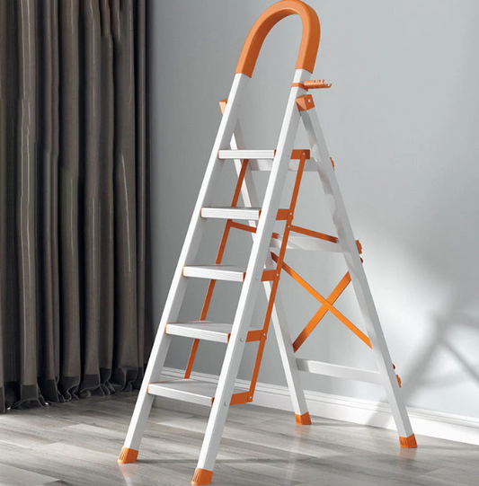 A8115, Folding Ladder