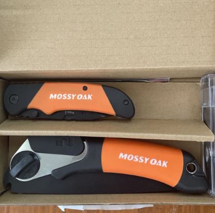 A6232, Folding Hand Saw and EDC Razor Folding Knife with 2 Replaceable